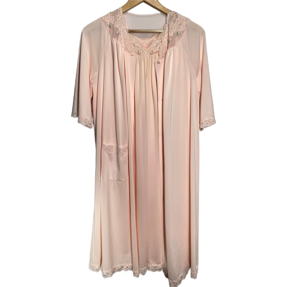 Vintage Feminine Cottagcore Peach Robe & Nightgown Set